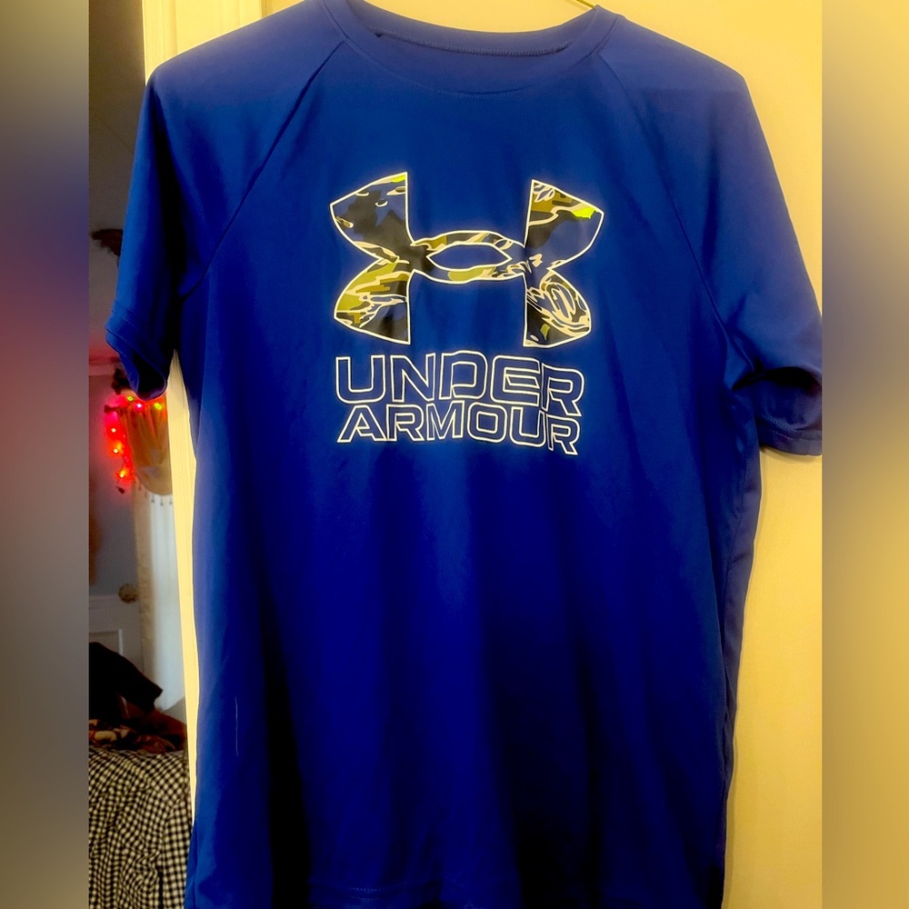 Under Armor boys L